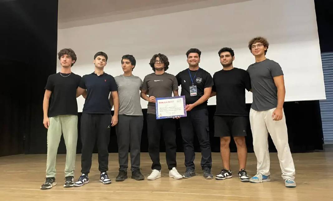 Antalya’da NASA heyecanı: Gençler 48 saat yarıştı 3